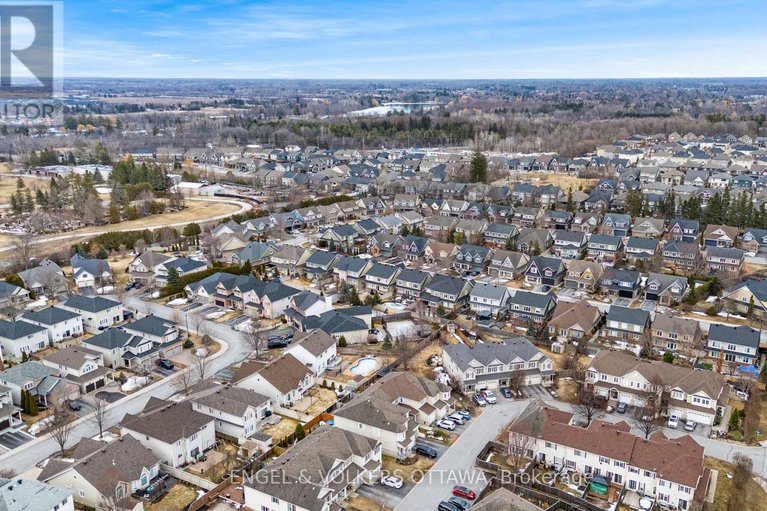 29548998/293-silbrass-private/stonebridge/ottawa/ontario/K2J5M6_40