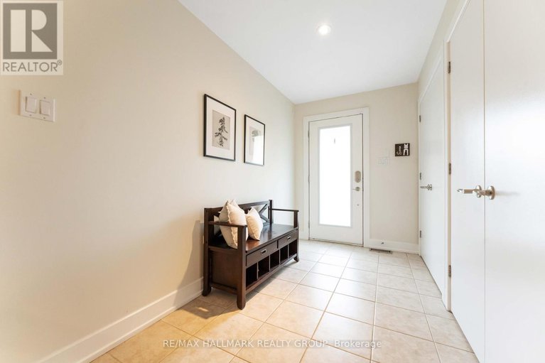 28873481/330-boudreau-street/vanier/ottawa/ontario/K1L0A7_3