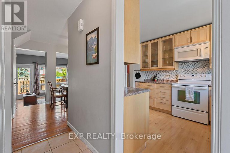 28646556/56-b-foxfield-drive/knollsbrook/ottawa/ontario/K2J1P7_4
