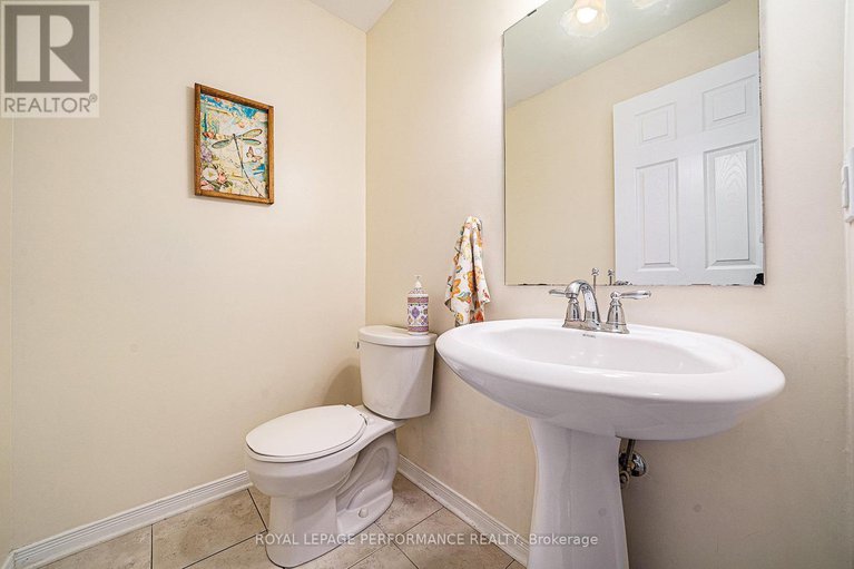 28760664/g-3721-riverbreeze-street/half-moon-bay/ottawa/ontario/K2J0T1_28
