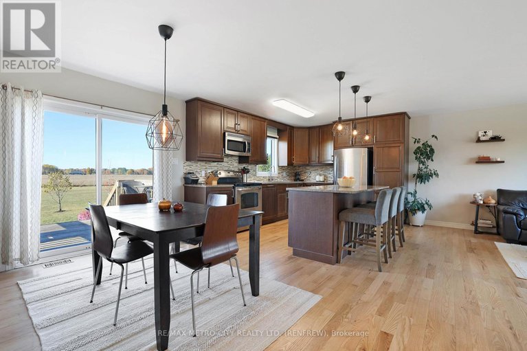 29007951/2431-eady-road/horton-twp/horton/ontario/K7V3Z6_18