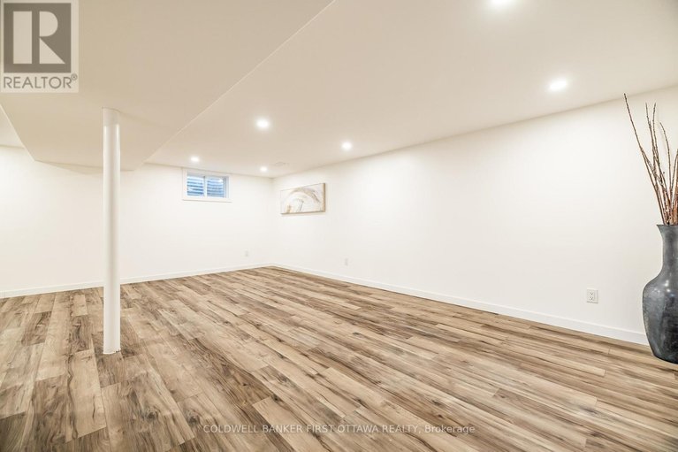 29624487/1-porter-street/stittsville-south/ottawa/ontario/K2S1P8_28