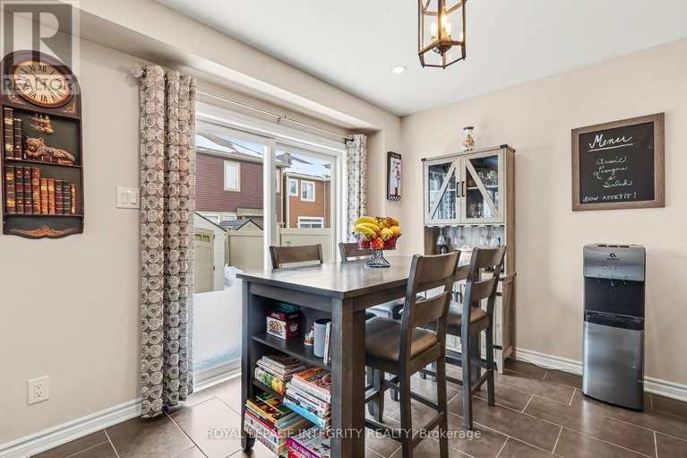 29390645/536-arum-terrace/avalon-west/ottawa/ontario/K4A1E6_13