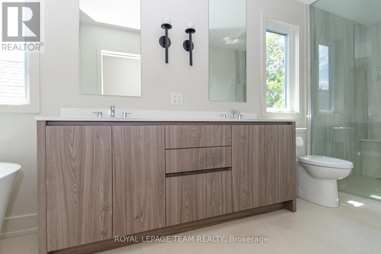 29127394/b-13-fifth-avenue/glebe/ottawa/ontario/K1S2M2_16