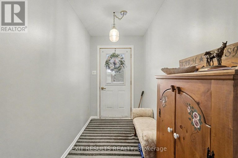 29208933/21111-concession-8-road/south-glengarry-lancaster-twp/south-glengarry/ontario/K0C1L0_16