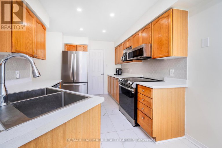 28595510/73-palmadeo-drive/longfields/ottawa/ontario/K2J4Z3_8
