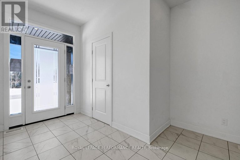 29445576/51-moosonee-crescent/riverside-southgloucester-glen/ottawa/ontario/K4M0M1_9