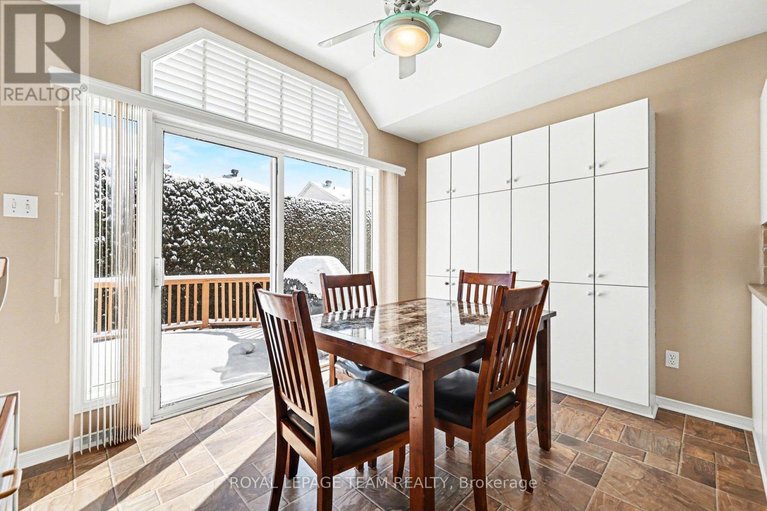 29508813/90-moresby-drive/bridlewood/ottawa/ontario/K2M2J6_15