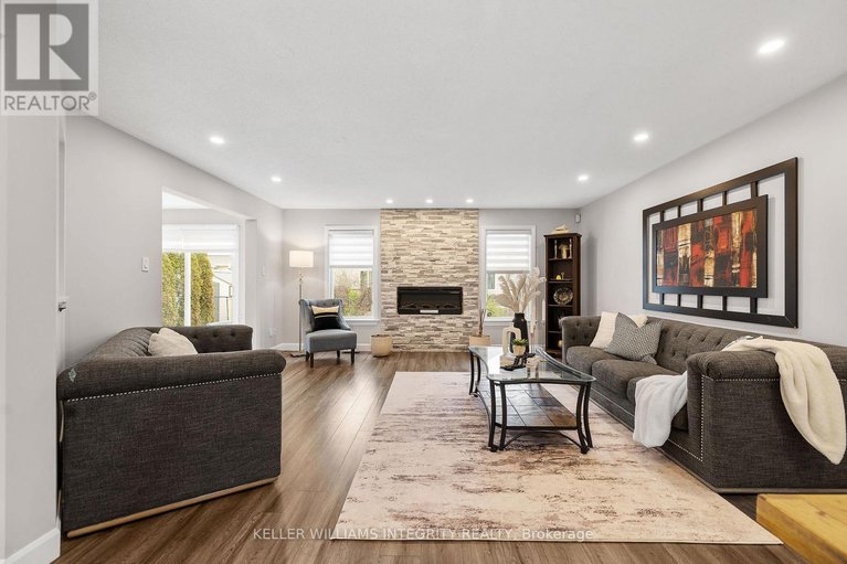 28499103/644-devonwood-circle/blossom-parkkemp-parkfindlay-creek/ottawa/ontario/K1T4E7_12