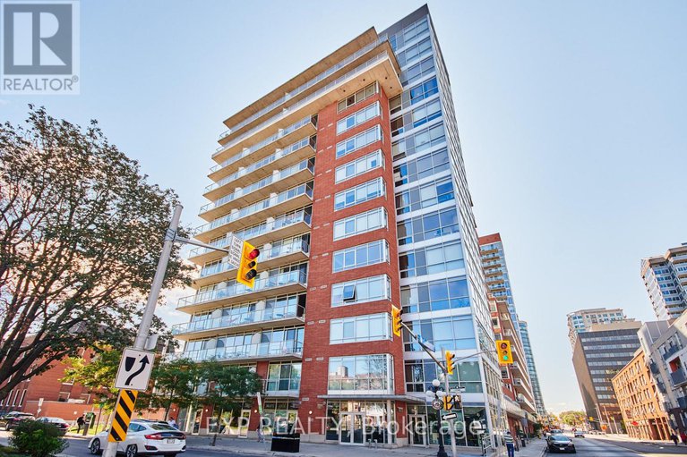 28998983/606-180-york-street/lower-townbyward-market/ottawa/ontario/K1N1J6_1