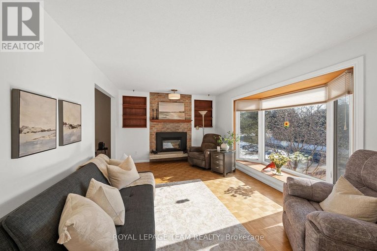 29455651/5329-driscoll-drive/manotick-long-island-nicholls-island/ottawa/ontario/K4M1E3_7