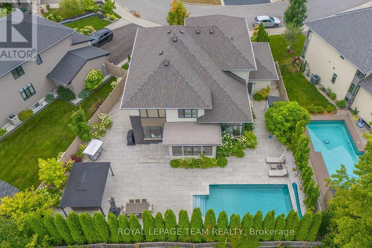 28689436/250-sunnyridge-crescent/emerald-meadowstrailwest/ottawa/ontario/K2M0H3_49