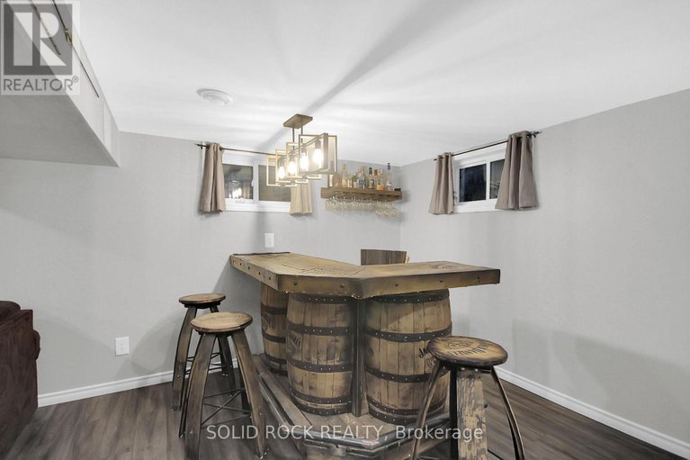 28485152/7312-bank-street/osgoode-twp-south-of-reg-rd-6/ottawa/ontario/K0A2P0_39