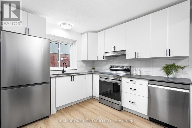 29575712/c-477-moodie-drive/arbeatha-park/ottawa/ontario/K2H8T7_17