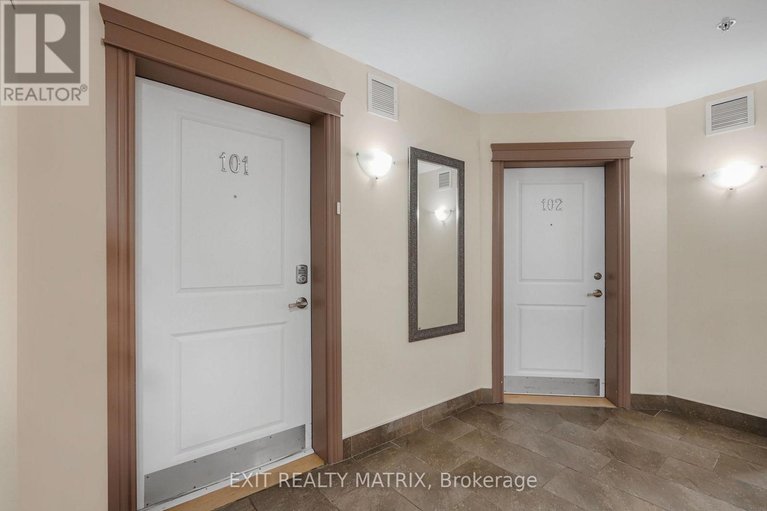 29615582/101-141-potts-private/notting-hillsummerside/ottawa/ontario/K4A0X9_3