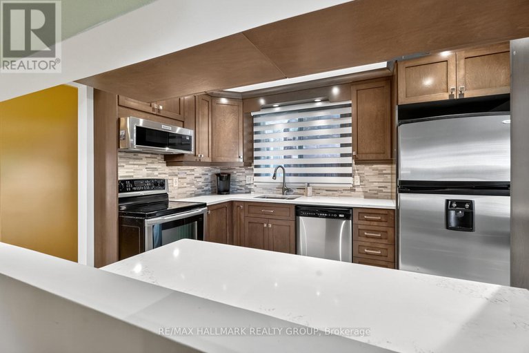 28966380/1816-applegrove-court/beacon-hill-south/ottawa/ontario/K1J6S5_29