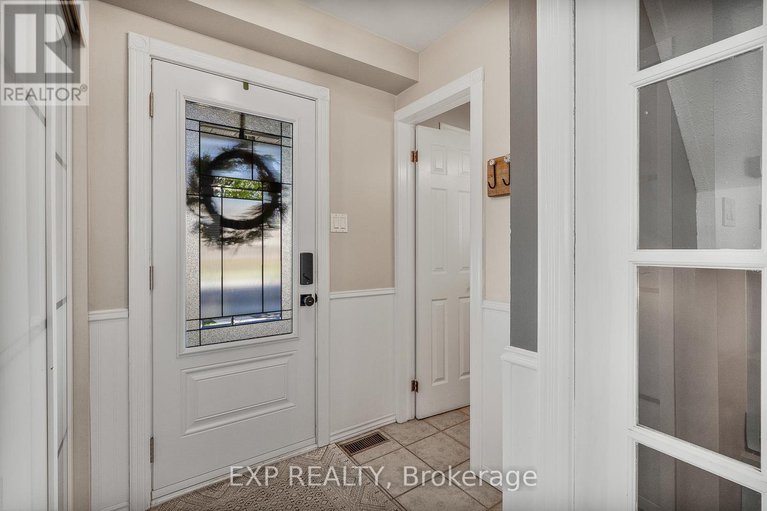 29412976/1601-bottriell-way/fallingbrookpineridge/ottawa/ontario/K4A1W5_5