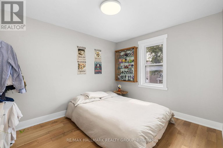 28836359/69-king-george-street/overbrookcastle-heights/ottawa/ontario/K1K1V4_17