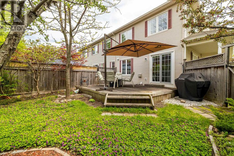 28472136/400-evenwood-private/stonebridge/ottawa/ontario/K2J0E5_23