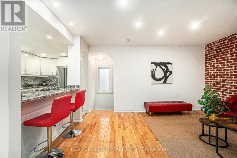 29219767/5-1204-shillington-avenue/carlington/ottawa/ontario/K1Z7Z4_11