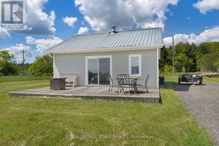 28389484/10249-county-2-road-e/south-dundas-matilda-twp/south-dundas/ontario/K0E1K0_38