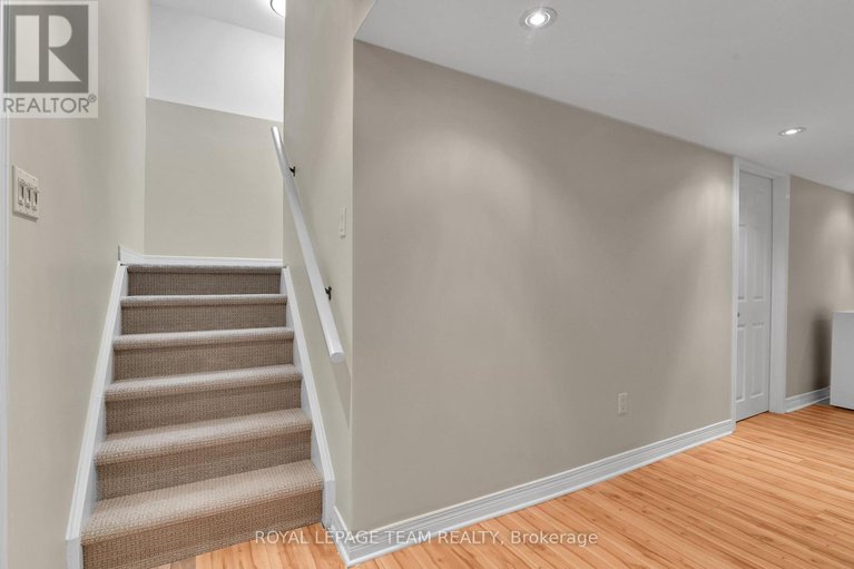 28615921/4156-wolfe-point-way/riverside-southgloucester-glen/ottawa/ontario/K1V1P5_28