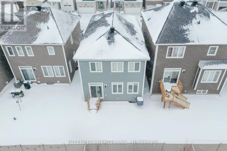 29302038/124-hackamore-crescent/goulbourn-twp-from-franktown-rdsouth-to-rideau/ottawa/ontario/K0A2Z0_44