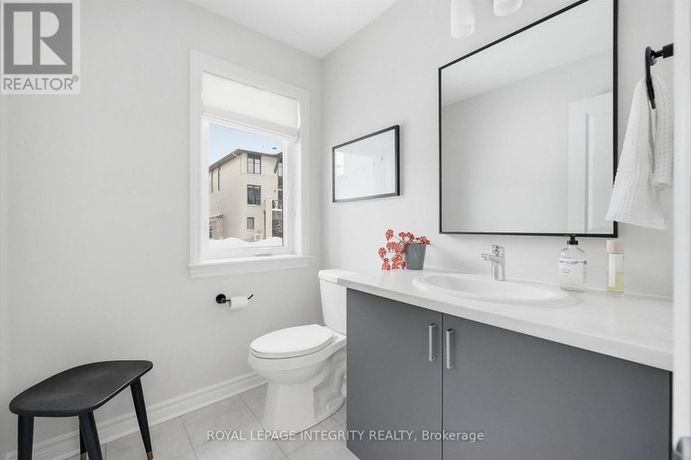 29419873/518-stadacone-row/camelot/ottawa/ontario/K4A1J8_5