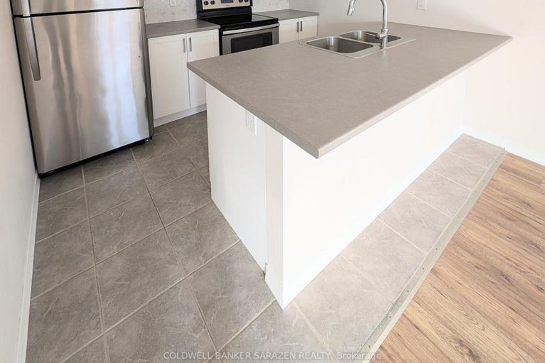 29577045/816-element-private/emerald-meadowstrailwest/ottawa/ontario/K2M0M8_7