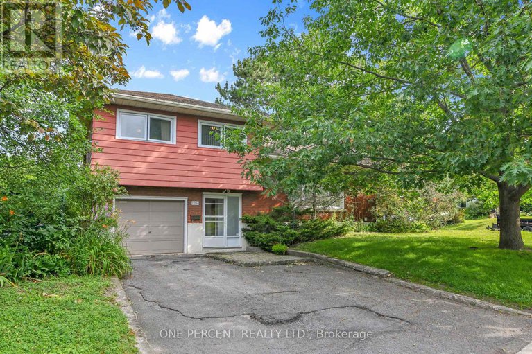 28647610/1244-joyce-crescent/bel-air-heights/ottawa/ontario/K2C2M9_1