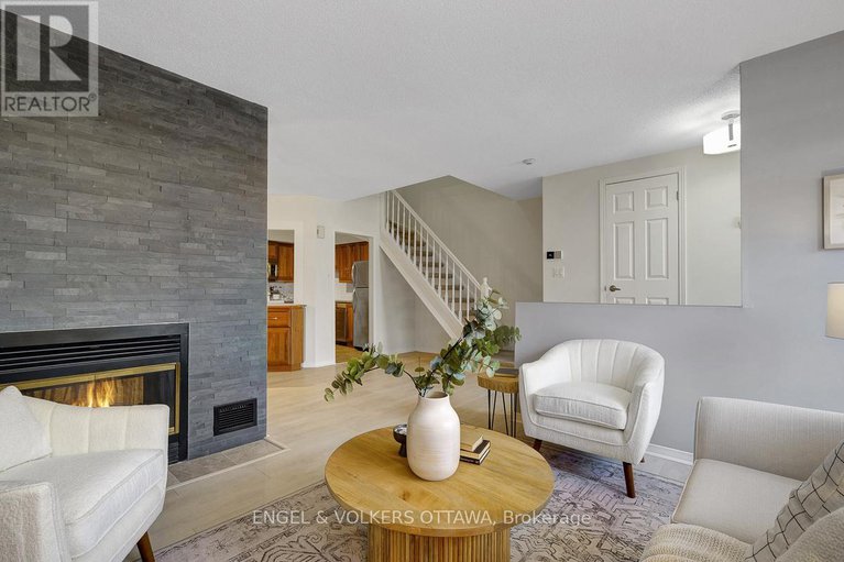 28235435/105a-62-donald-street/overbrook/ottawa/ontario/K1K1N2_8