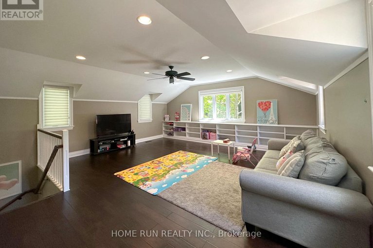 29592563/35-blue-heron-court/rockcliffe/ottawa/ontario/K1L8J7_20