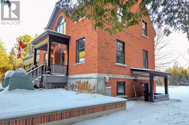 29159622/3554-vaughan-side-road/huntley-ward-north-west/ottawa/ontario/K0A1L0_4