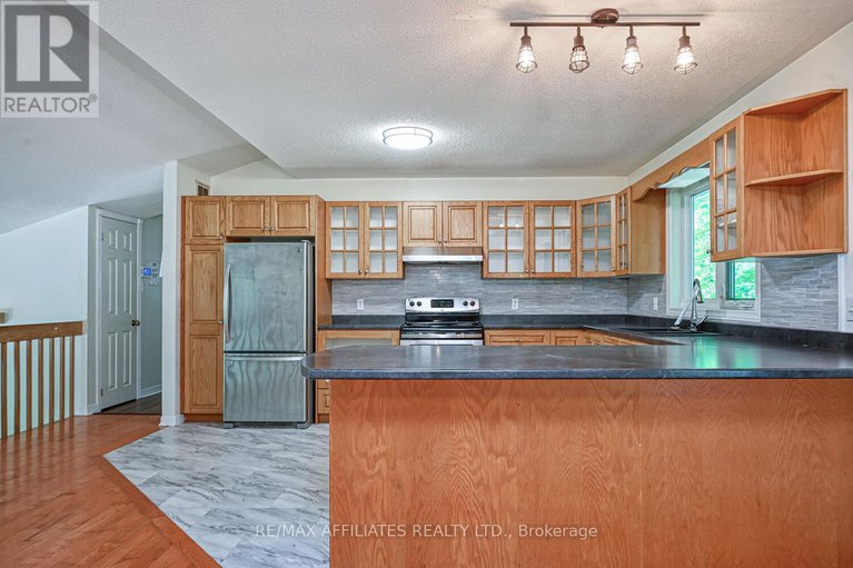 28528150/122-church-avenue/drummondnorth-elmsley-north-elmsley-twp/drummondnorth-elmsley/ontario/K7H0H1_15