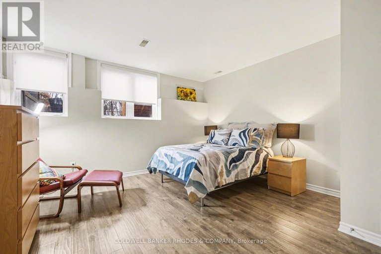 29606352/60-mayflower-private/woodroffe/ottawa/ontario/K2B0A2_19