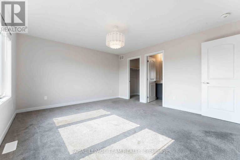 28703739/3040-travertine-way/half-moon-bay/ottawa/ontario/K2J6W9_22