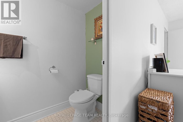 29172005/503-141-somerset-street-w/ottawa-centregolden-triangle/ottawa/ontario/K2P2H1_23