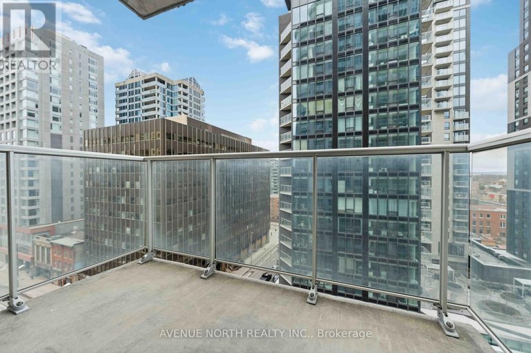 29556708/1102-242-rideau-street/sandy-hill/ottawa/ontario/K1N0B7_9