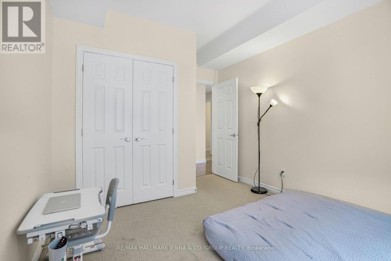 28198482/201-140-guelph-private/kanata-lakesheritage-hills/ottawa/ontario/K2T0J2_27