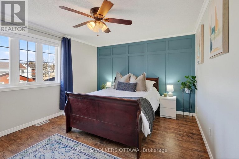 29596735/1499-corsham-avenue/fallingbrookpineridge/ottawa/ontario/K4A3M6_22