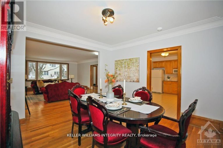 28436657/39-goulburn-avenue/sandy-hill/ottawa/ontario/K1N8C7_7