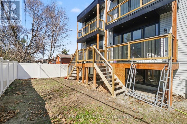 29669928/828-alpine-avenue/queensway-terrace-north/ottawa/ontario/K2B5R6_25