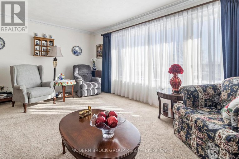 29289029/24-bernard-crescent/augusta-twp/augusta/ontario/K0E1P0_5