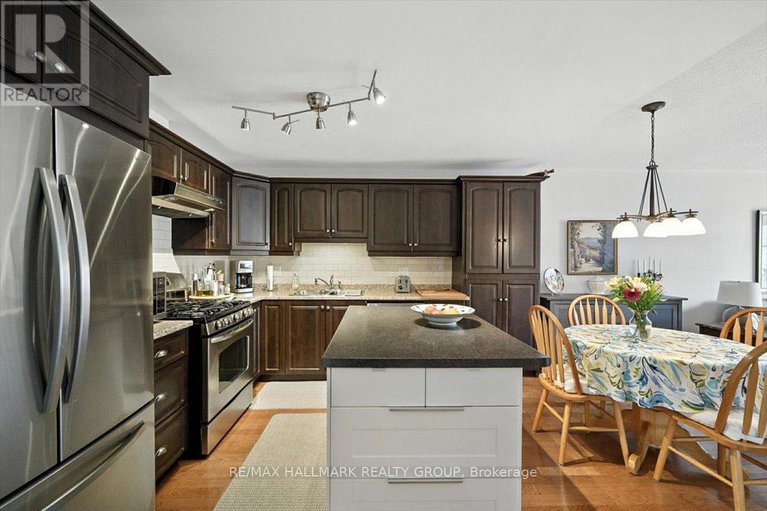 28781614/40-lee-avenue/smiths-falls/smiths-falls/ontario/K7A0A2_3