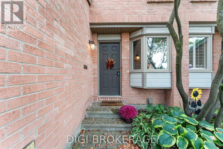 28971569/28-710-coronation-avenue/riverview-park/ottawa/ontario/K1G4G7_4