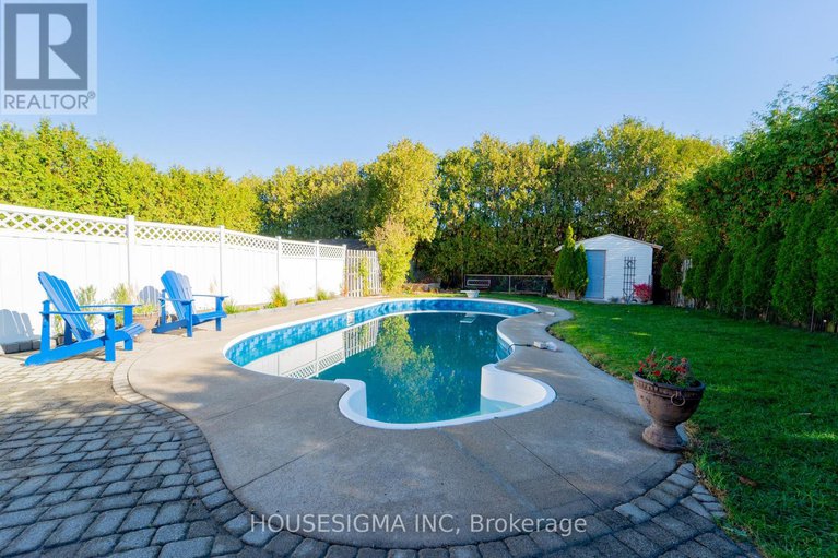 29046719/1767-bonaventure-terrace/convent-glen-south/ottawa/ontario/K1C1W6_30