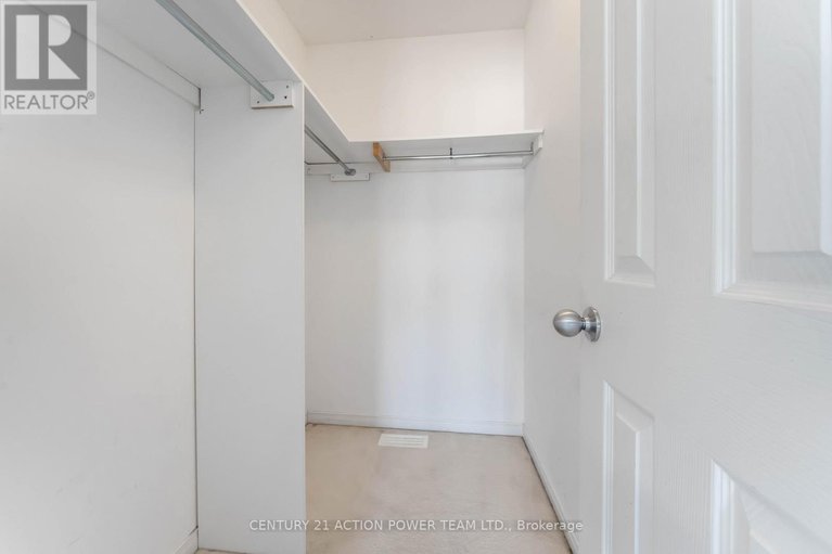 28913281/13-123-gatestone-private/beacon-hill-south/ottawa/ontario/K1J1K5_20