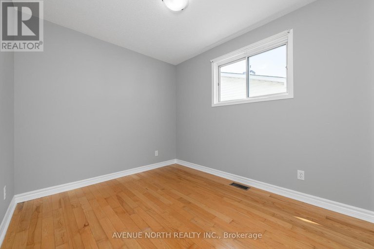 28856962/2-chickasaw-crescent/bridlewood/ottawa/ontario/K2M1M3_33