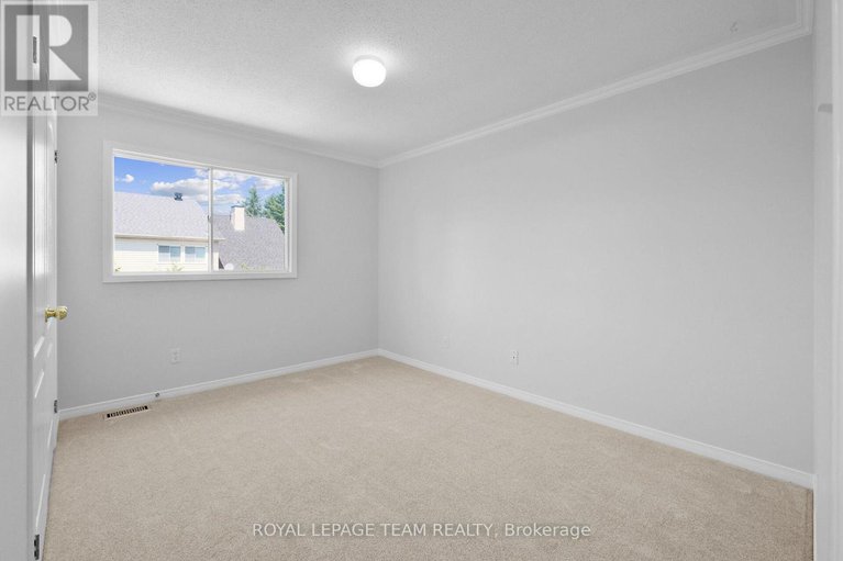 28637623/20-renshaw-avenue/stittsville-central/ottawa/ontario/K2S1G9_33