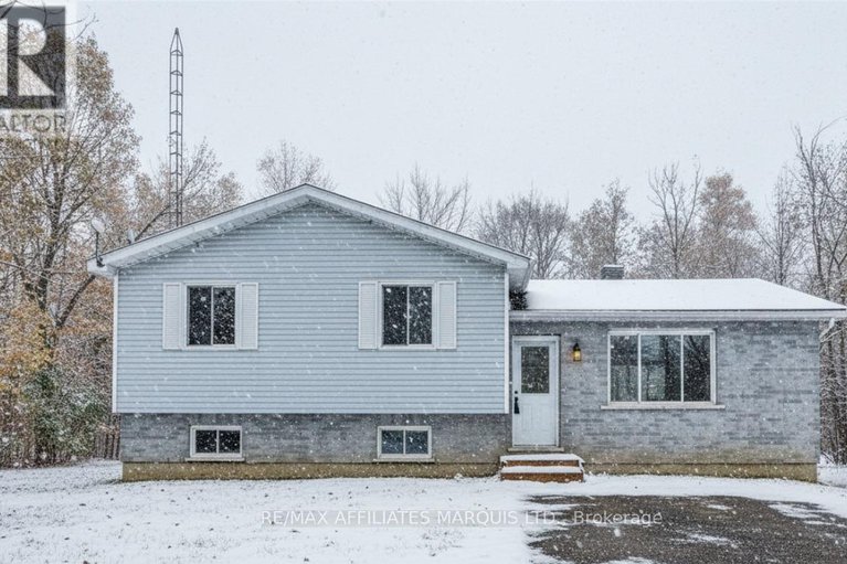 28989293/21450-concession-10-road/south-glengarry-lancaster-twp/south-glengarry/ontario/K0C1A0_1